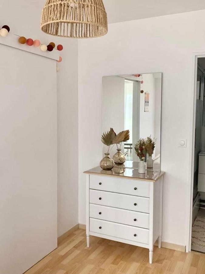 Appartement Cosy 1 Chambre Pour 2 Pers - Renove - Terrasse - Parking Dinard Kültér fotó