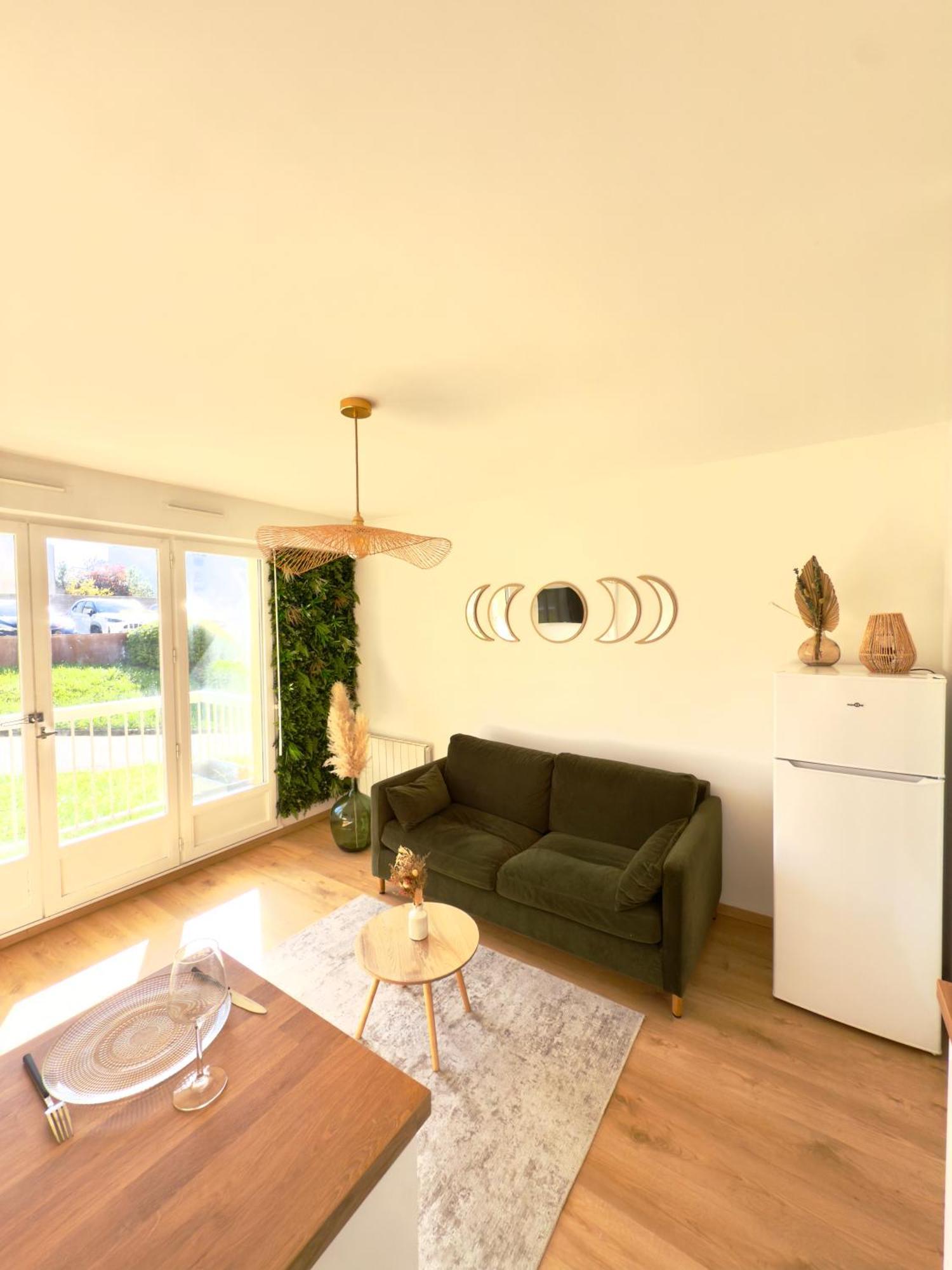 Appartement Cosy 1 Chambre Pour 2 Pers - Renove - Terrasse - Parking Dinard Kültér fotó